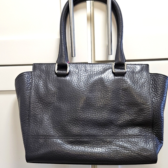 ⭐️ Super Hot and 🔥RARE🔥 Coach Legacy Candace Tote ⭐️ - Picture 6 of 10